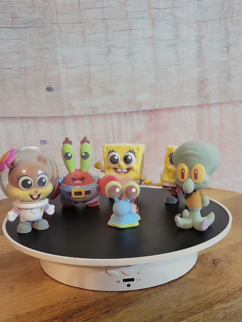 Nickelodeon Spongebob Flocked Mini Figures